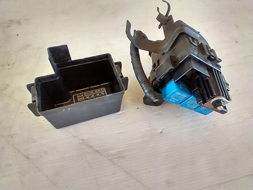 фото №1, Hyundai i40 1.7 crdi коробка предохранителей реле 91940-3z180