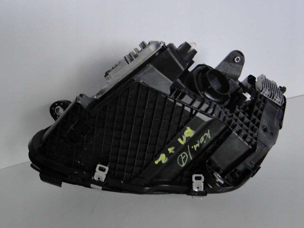 фото №9, Mercedes c klasa 205 w205 лампа правая led