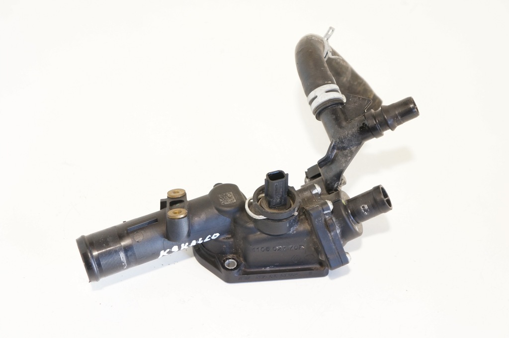 фото №1, Корпус термостата mercedes w176 1,5dci 110602770r