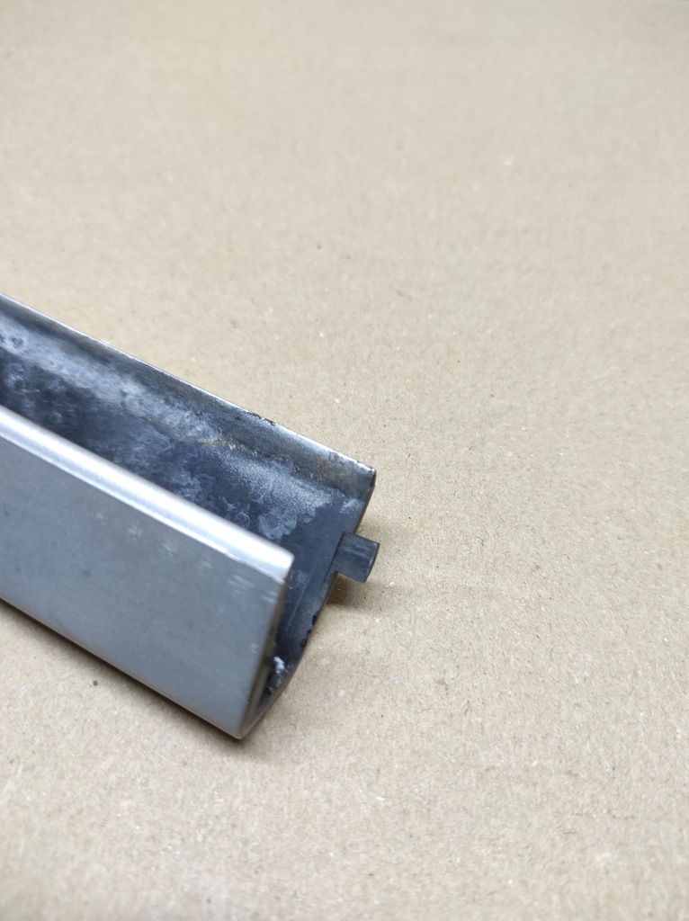 фото №12, Заглушка накладка рейлінг права задня renault laguna iii kombi