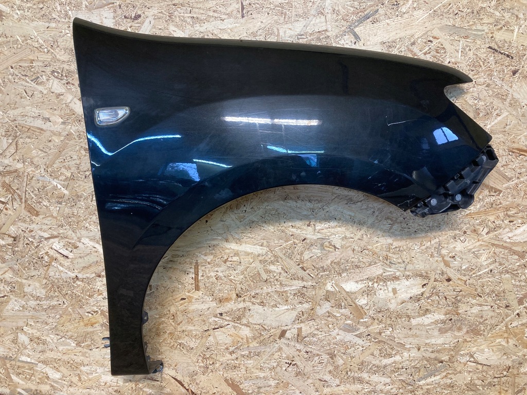 фото №1, Крыло правый перед dacia logan sandero ii 13-