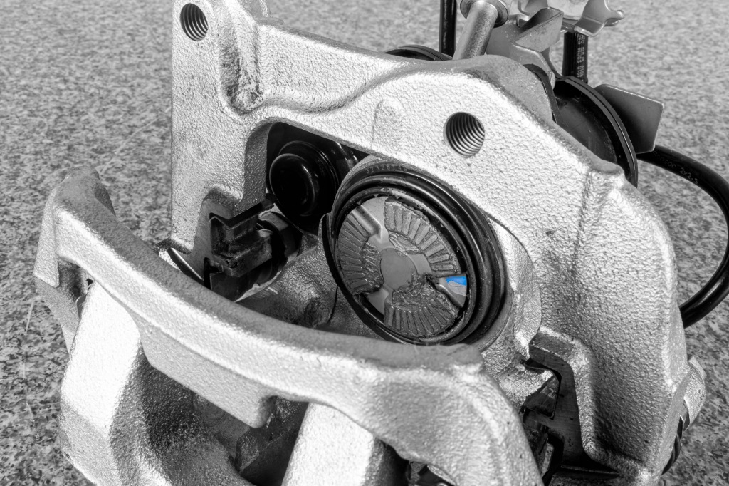 фото №6, Bmw x5 g05 x6 g06 x7 g07 супорт гальмівний задній правий задня 345x24 tylko 2km!