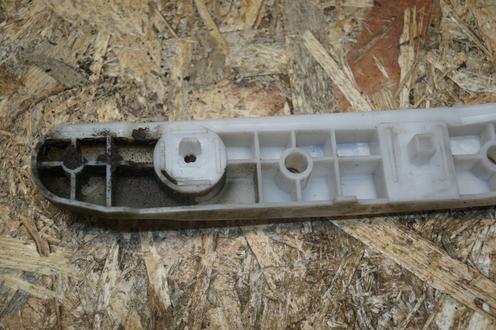 фото №7, Направляющая бампера правый задняя nissan juke f15