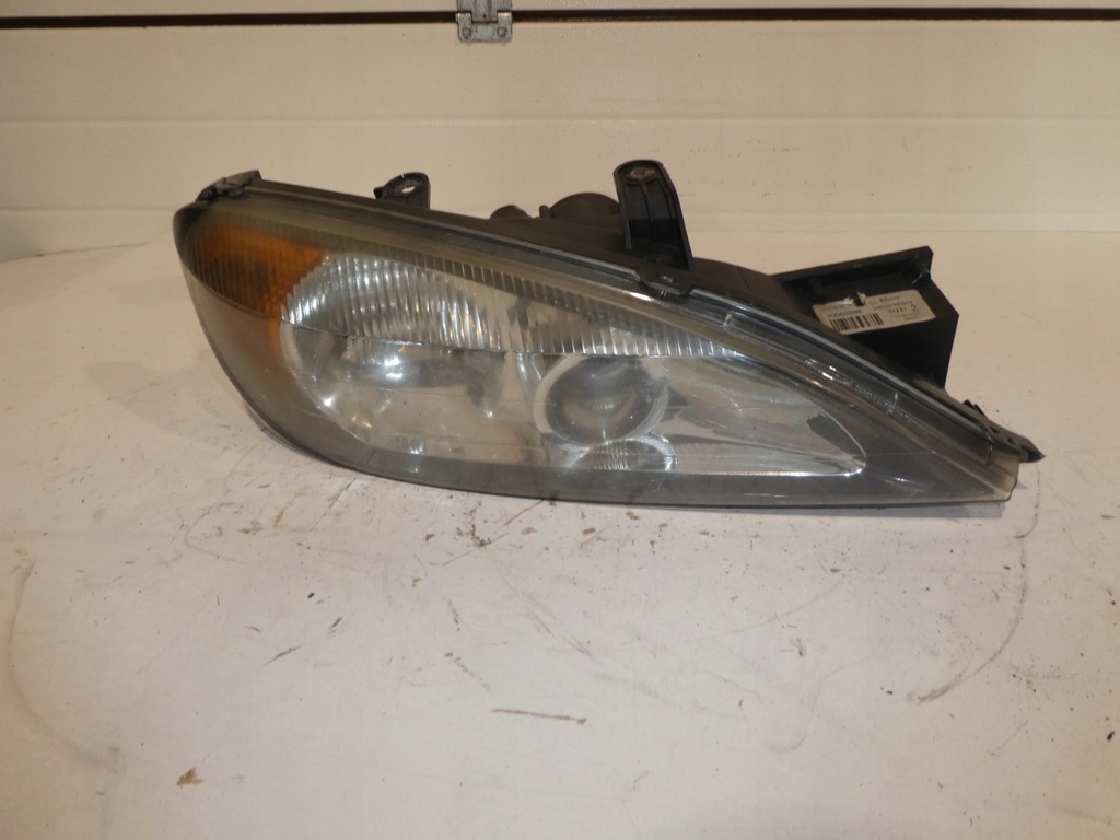 фото №1, Nissan primera p11 lift фара правый 260109f601