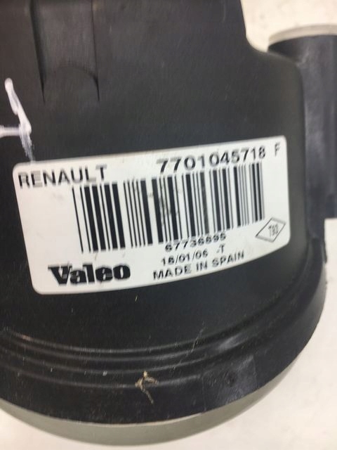 фото №5, Renault trafic протитуманна фара лівий 7701045718
