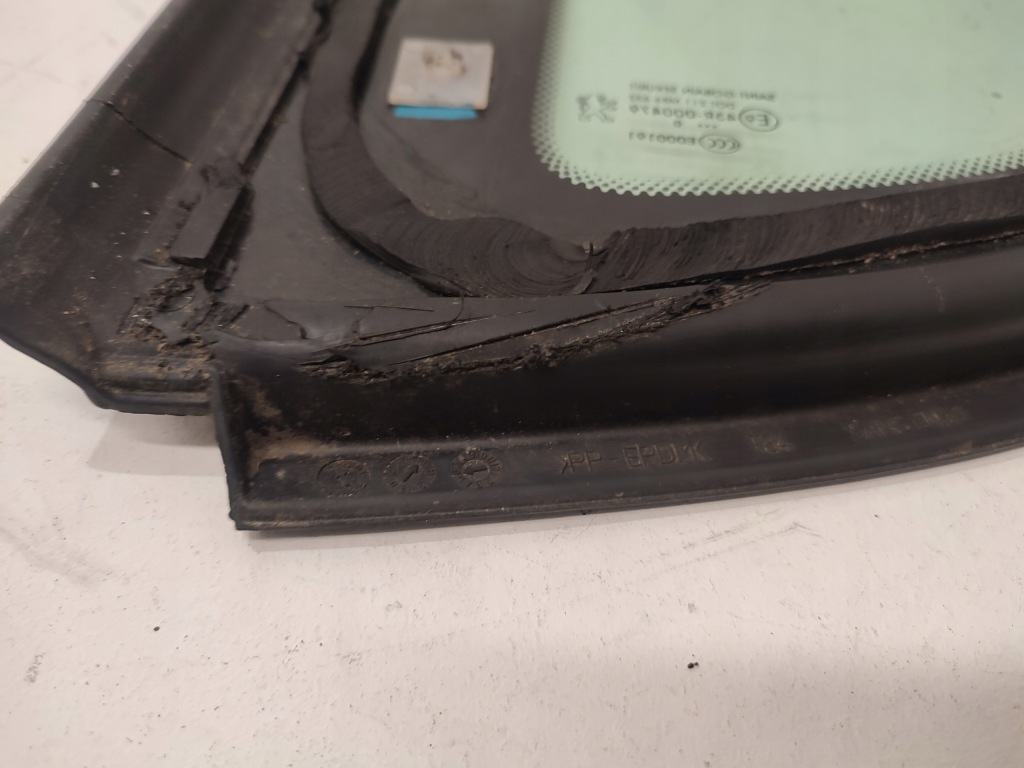 фото №11, Peugeot 3008 i стекло кузовная правый задняя 10r