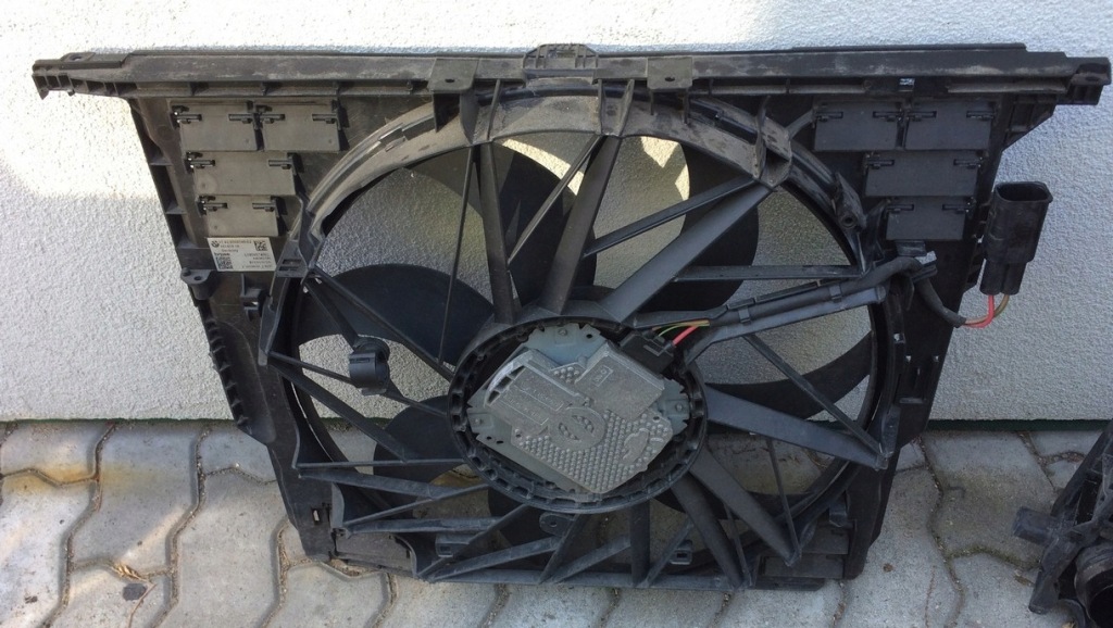 фото №1, Bmw f10 f11 2.0d 3.0d вентилятор радіатор 400w