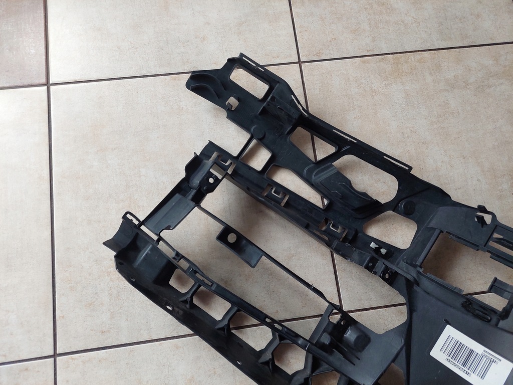 фото №6, Напрямна бампера - кронштейн протитуманної фари - правий - bmw 5 g30 g31