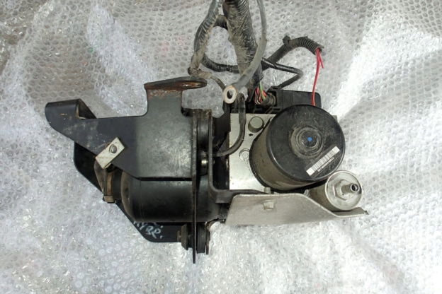 фото №1, Ford escape maverick 05-07 насос abs hybrid