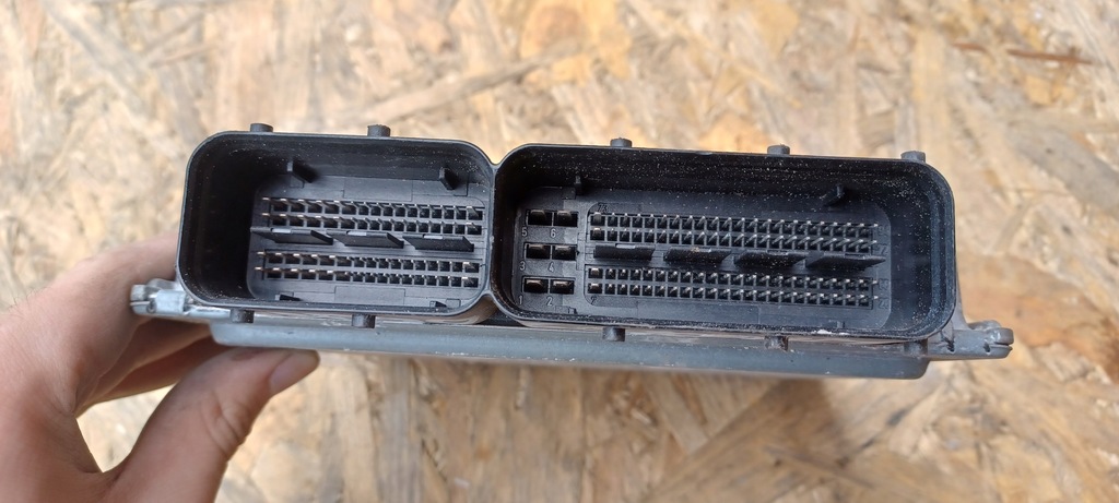 фото №4, Бортовой компьютер двигателя fabia ii 1.2tsi