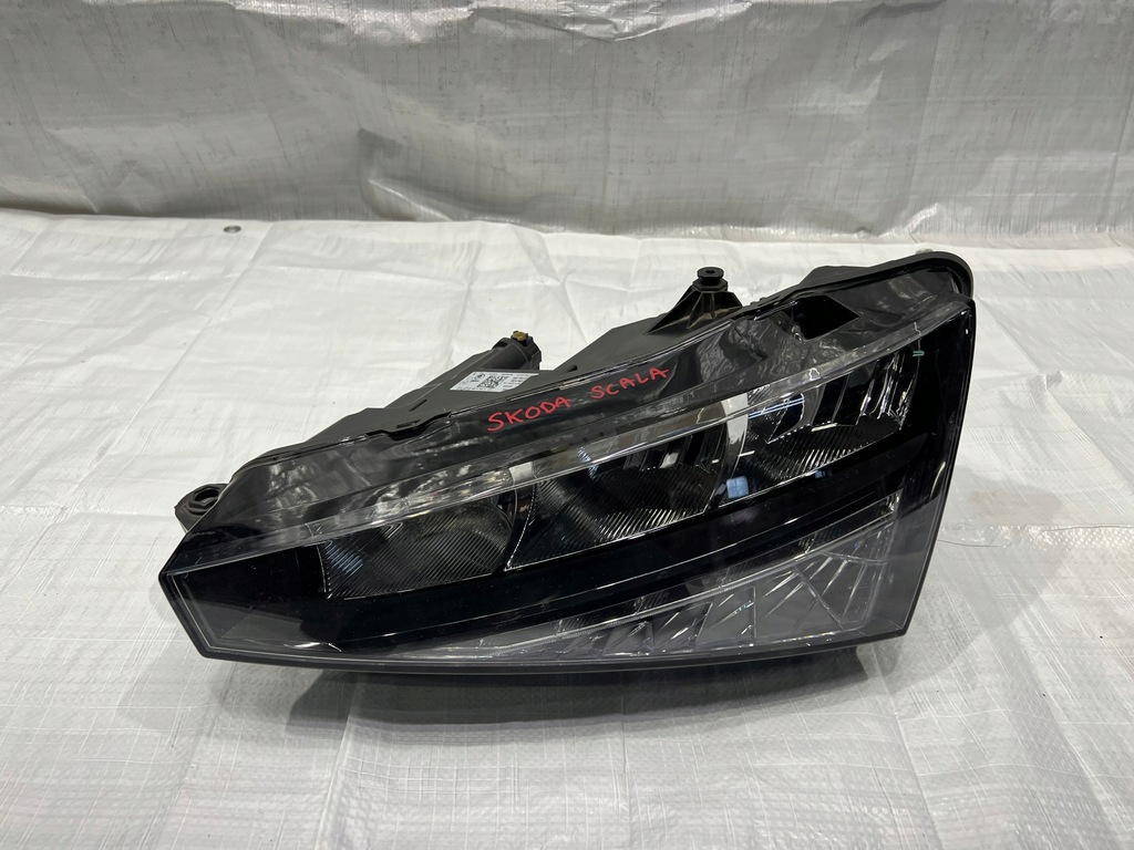 фото №1, Skoda scala лампа передняя левая 90176071