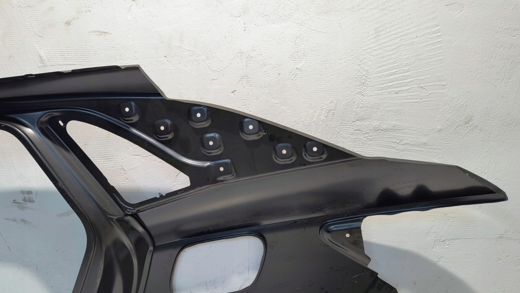 Крыло  правый  задняя задний обшивка volkswagen id.4 id4 20- Киев