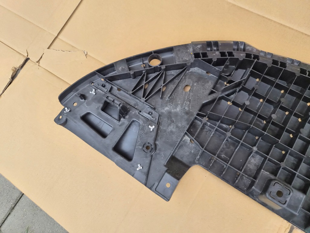 Плита pod двигун opel corsa f оригінал Зі Шроту