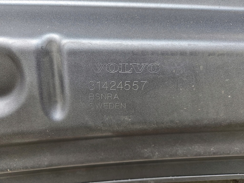 фото №13, Капот кришка двигуна volvo xc60 xc-60 ii 2 2017- bardzo ladna org