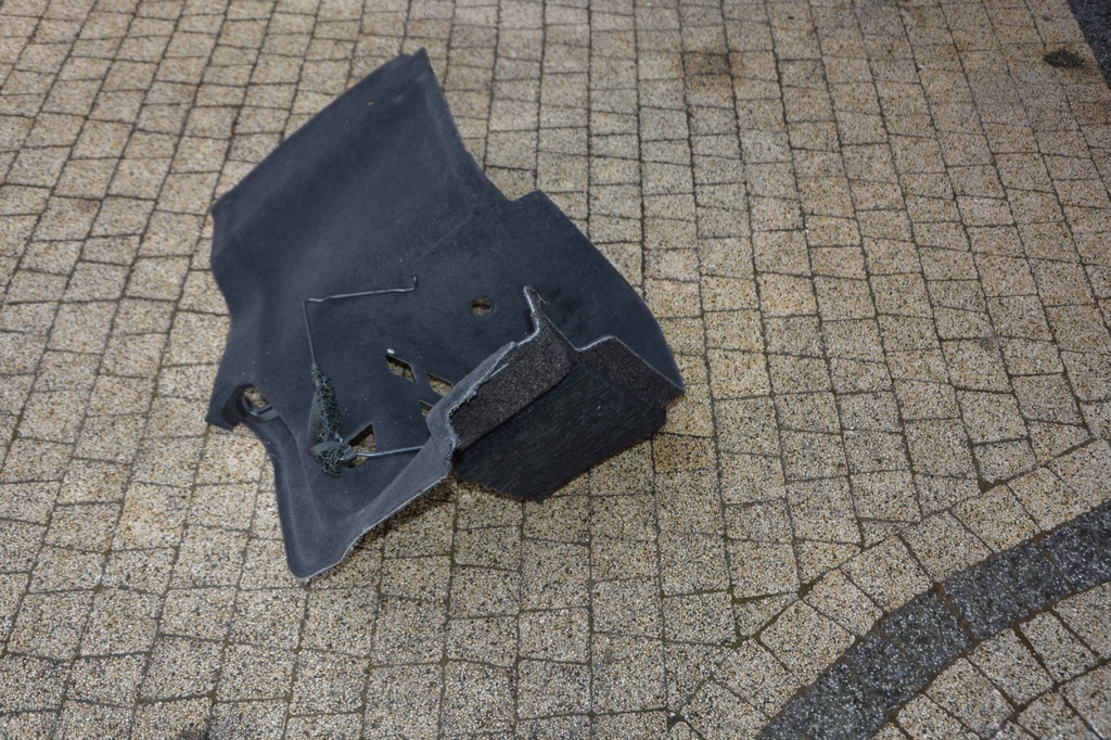 фото №9, Оббивка багажника audi a8 d4 ліва права