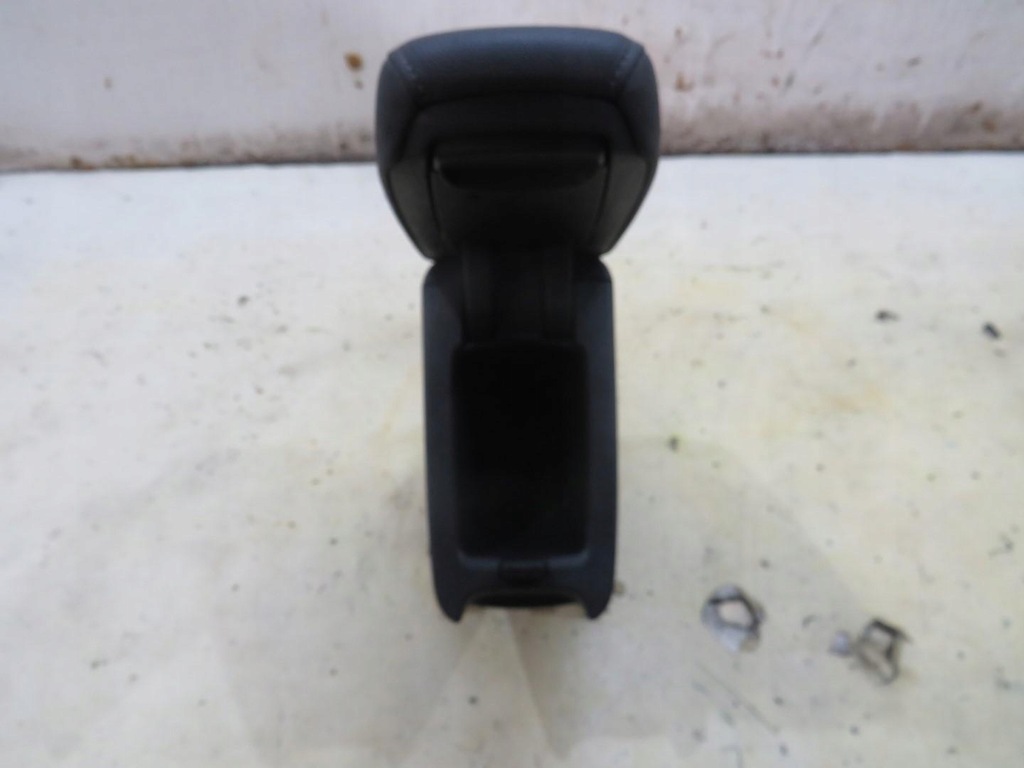 фото №8, Подлокотник кожа opel corsa f