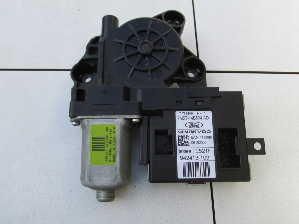 фото №2, Моторчик модуль двері задня kuga mk1 2009 rok