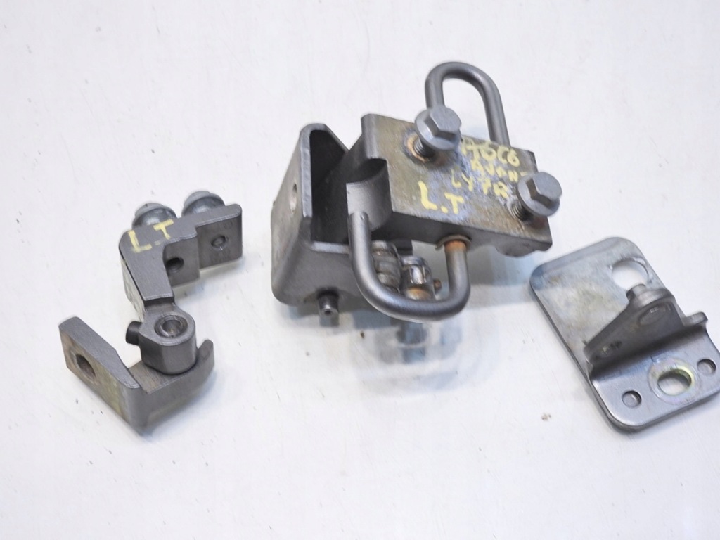 фото №3, Петля петли дверь левый задняя ly7q a6 c6 avant