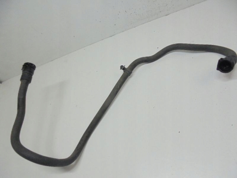 C4 picasso 2 шланг воды 9673473980 1,2thp Оригинал