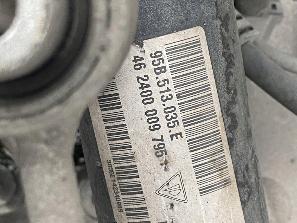 фото №13, Macan 95b поворотный кулак правая задняя 8r0505436c