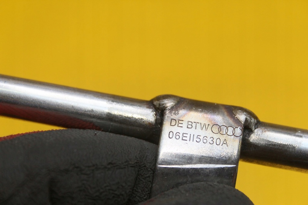 фото №5, Щуп щуп оливи a6 c6 a4 3.2 fsi 06e115630a