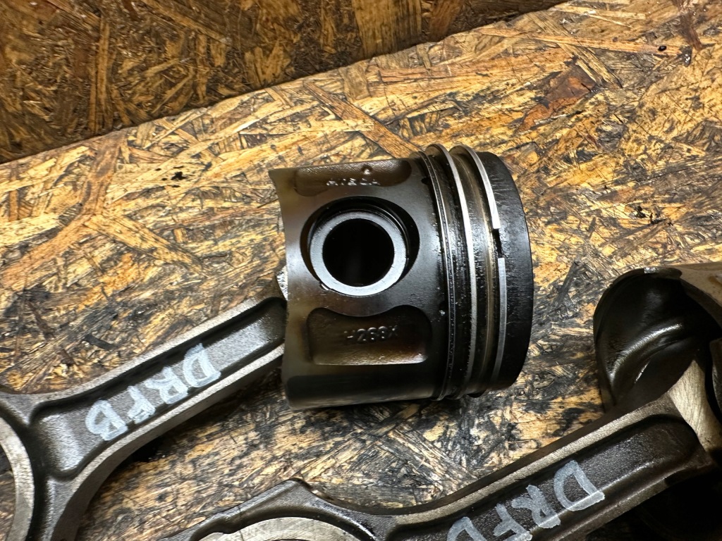 фото №6, Поршень + шатун ford transit 2.2 tdci eu5 drfb