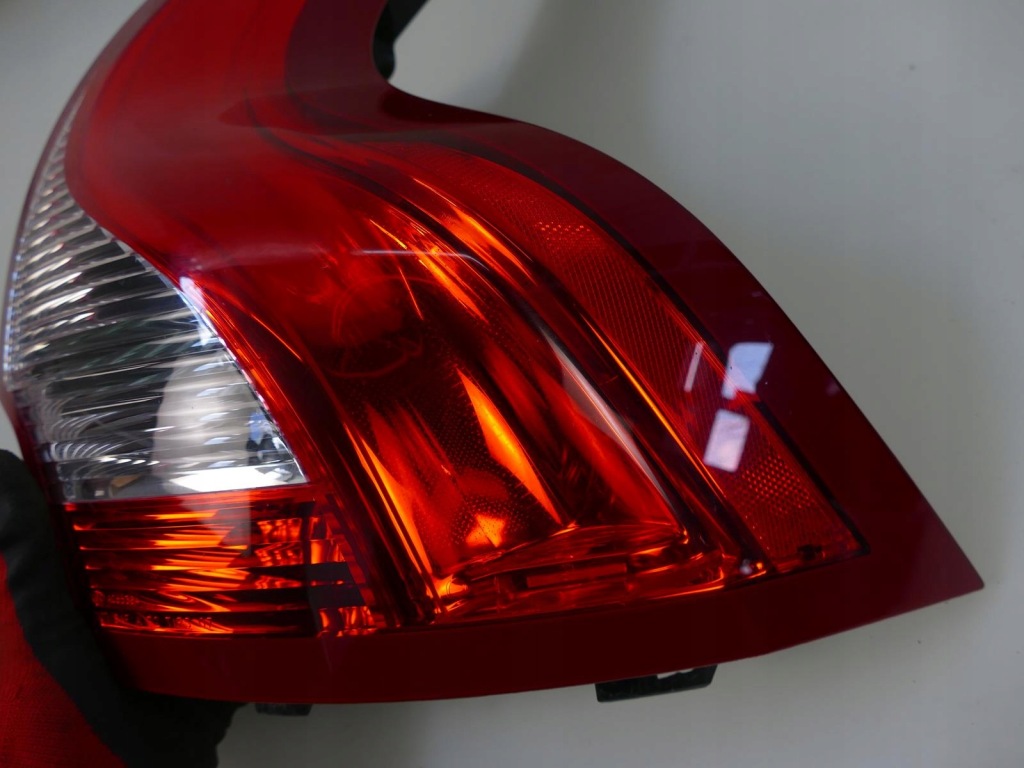 фото №4, Volvo xc60 i lift r-design лампа правый задняя правая задняя