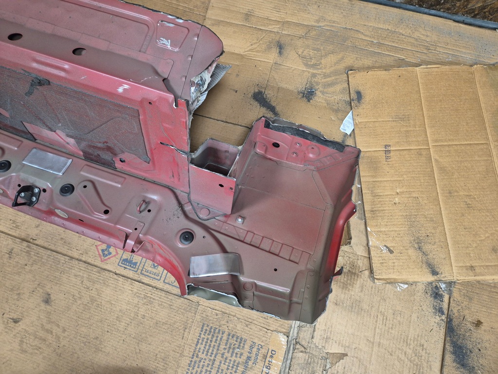 фото №10, Bmw 4 f32 pas задний задняя четверть обшивка a75 красный melbourne red