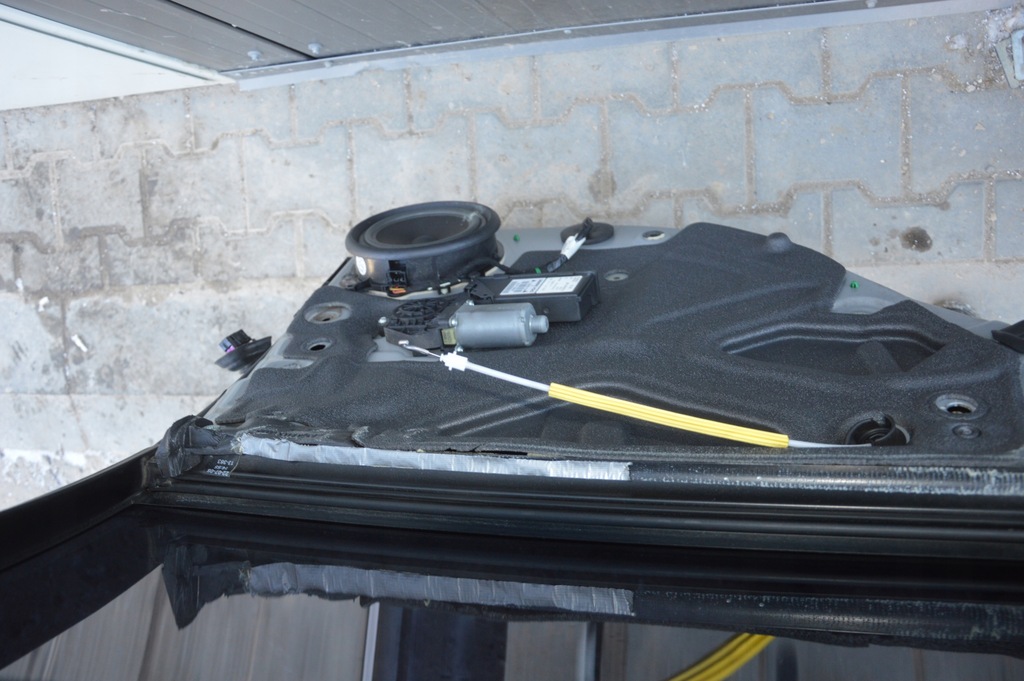 фото №5, Audi a4 b7 дверь s-line левый задняя kombi ly7q