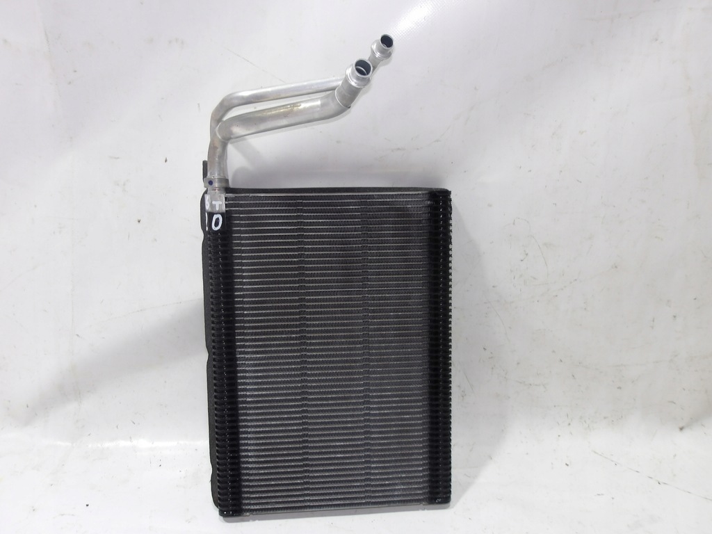 фото №1, Bmw 1 f20 f21 2015 радиатор отопителя