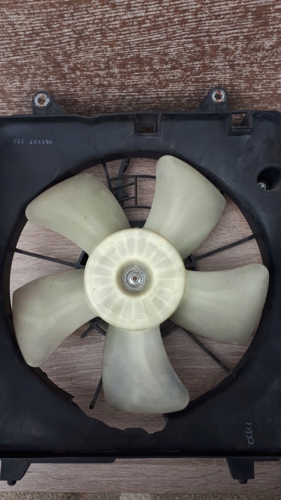 Civic ufo 06-11 type-r вентилятор води радіатора Недорого