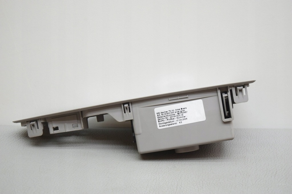 фото №7, Пепельница bmw 7 f01, f02 9116337 2011