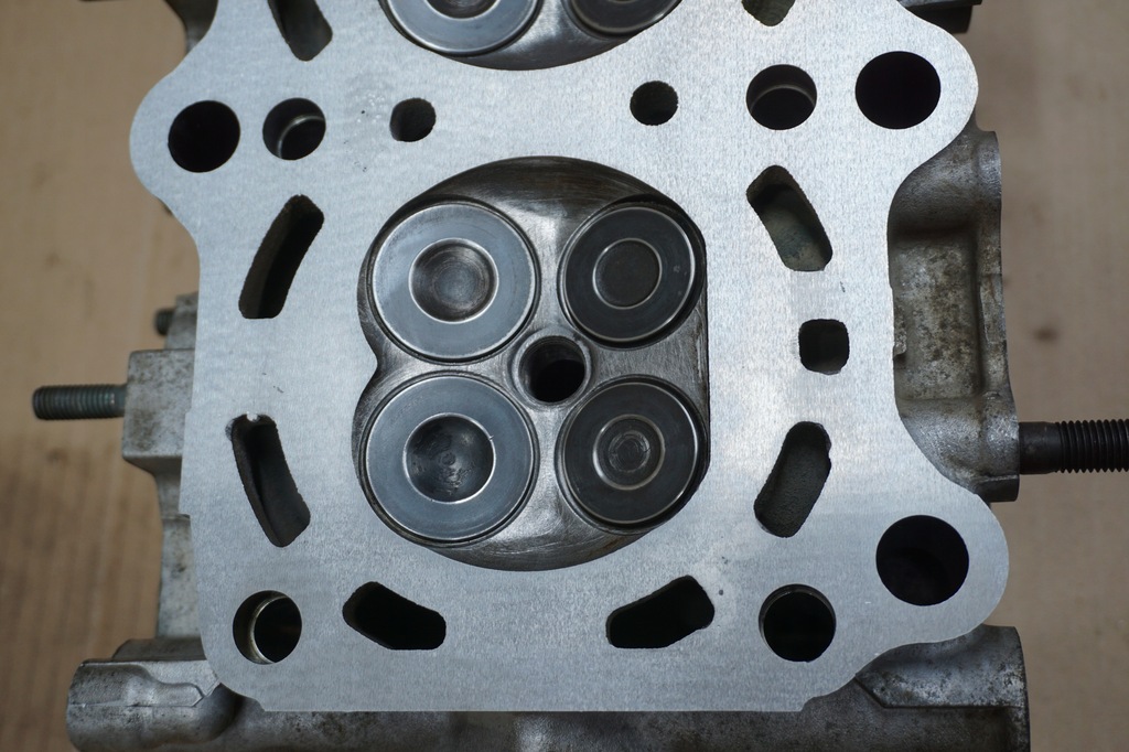 фото №16, Suzuki vitara grand vitara i головка j20a 2,0 16v do установка