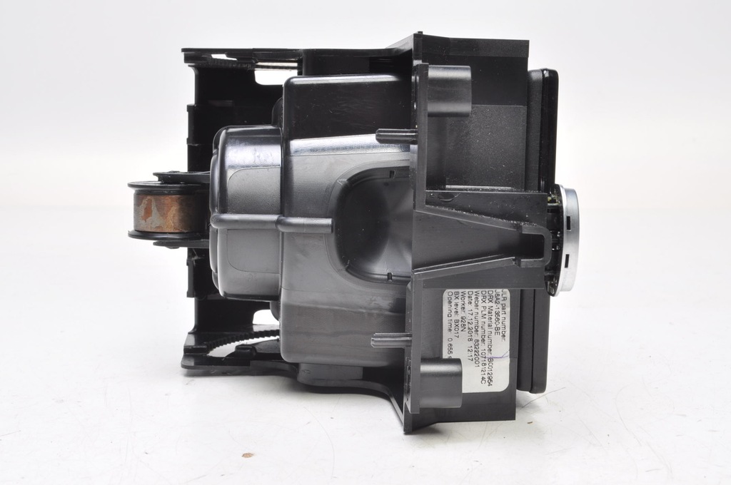 фото №7, Land rover range rover velar l560 кронштейн na кружка cup держатель j8a2-13560-be