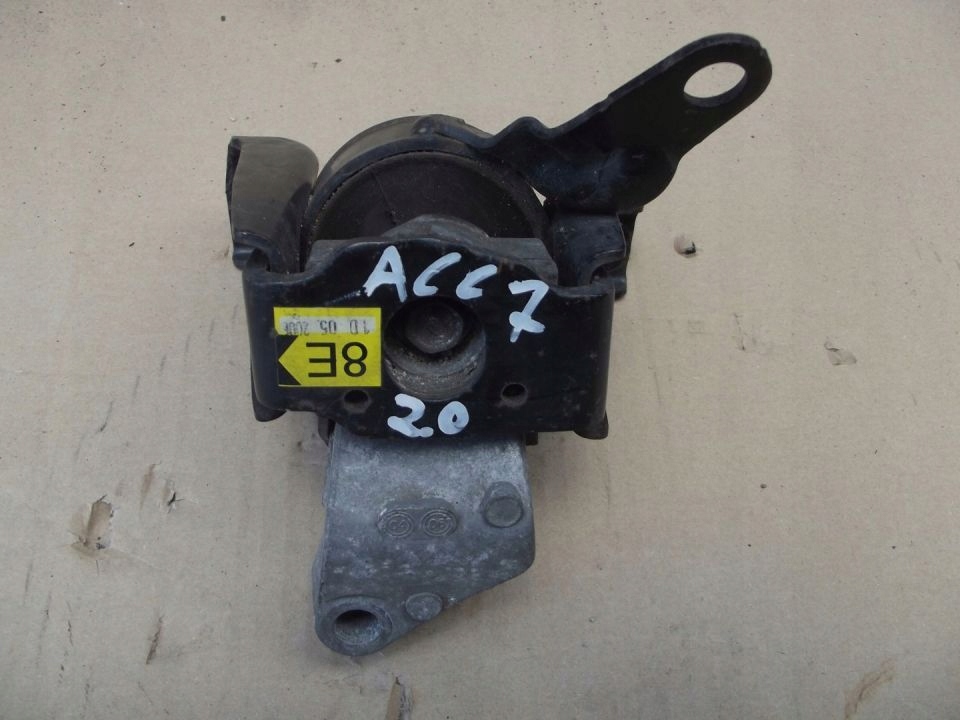 фото №1, Honda accord vii 2.0 3 подушка кронштейн кронштейн