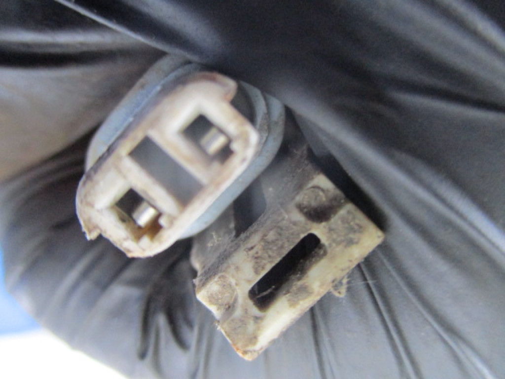 фото №5, Chevrolet captiva 4x4 2.0dt 06-11 поворотный кулак задняя правая ступица