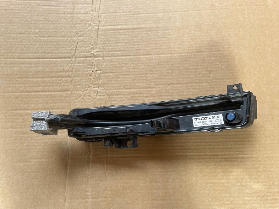 Volvo v40 led протитуманна фара drl правий 3 контакти Доставка