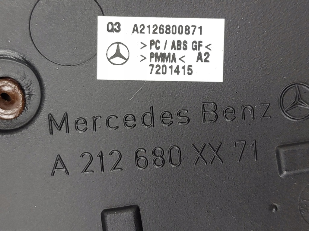 Накладка декоративна консолі панелі ґрати обдув передні  drewno mercedes w212 09– європа Ціна