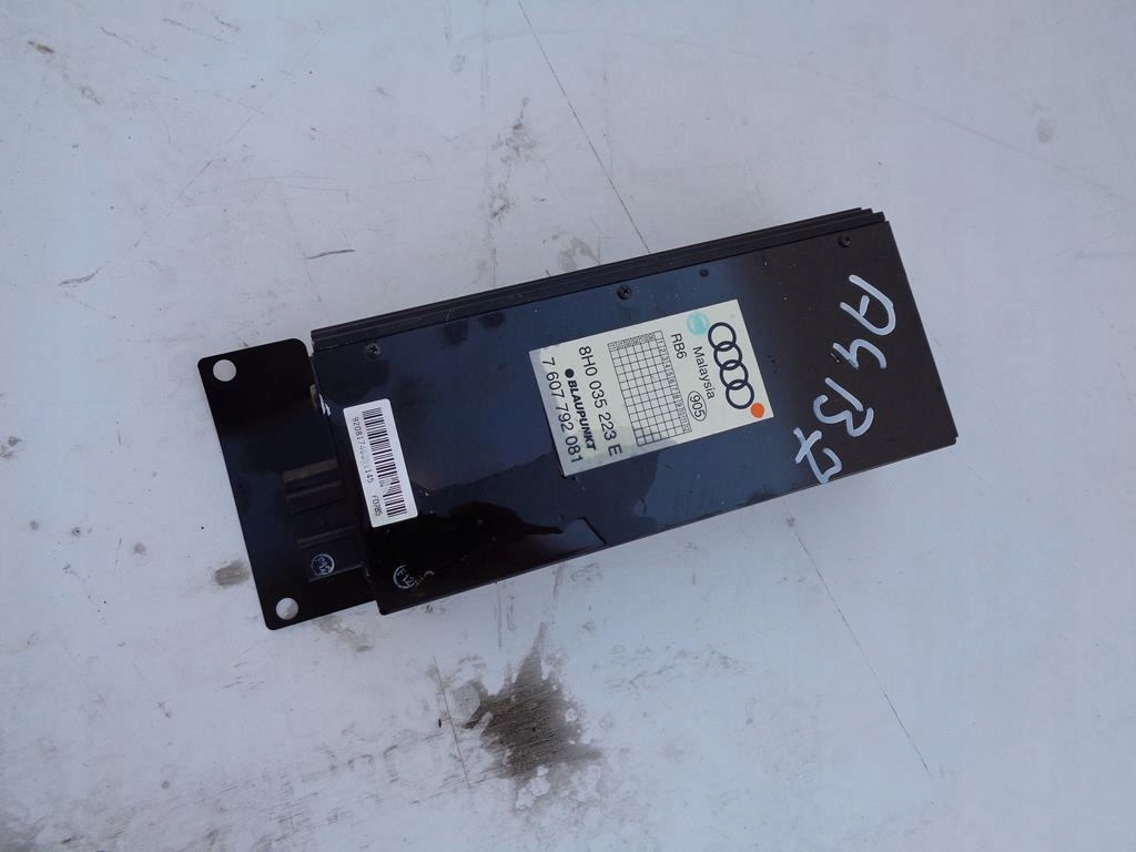 фото №1, Усилитель bose 8h0035223e audi a4 b7 cabrio