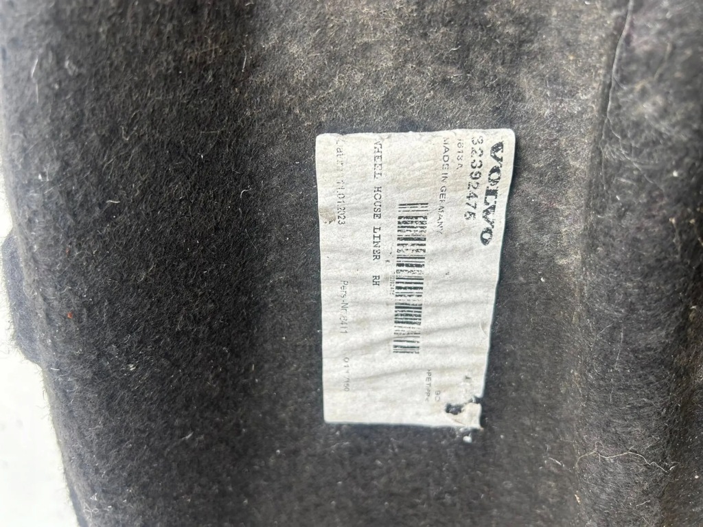 фото №2, Volvo xc60 ii подкрылок правый задняя 32392475