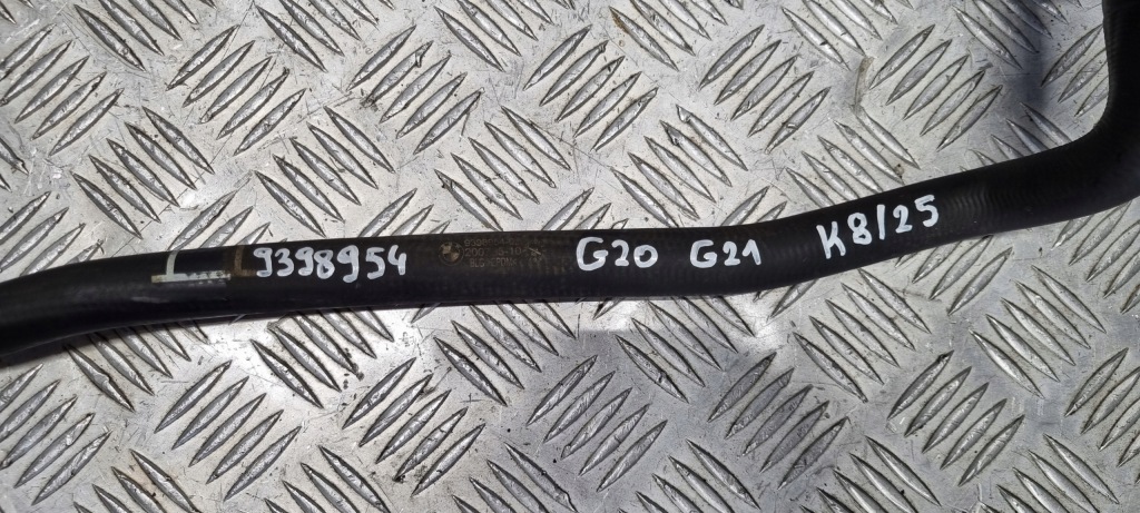 Купити Bmw g20 g21 шланг труба патрубок води 9398954