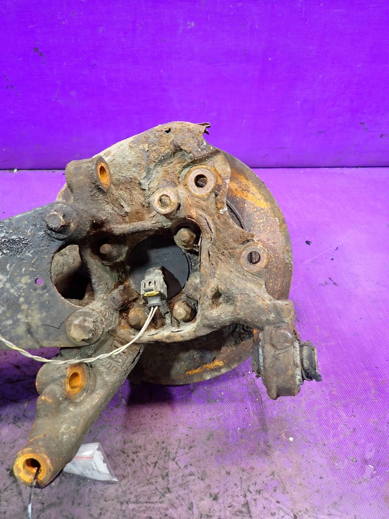 фото №4, Croma ii 05- поворотний кулак задня права ступиця важіль