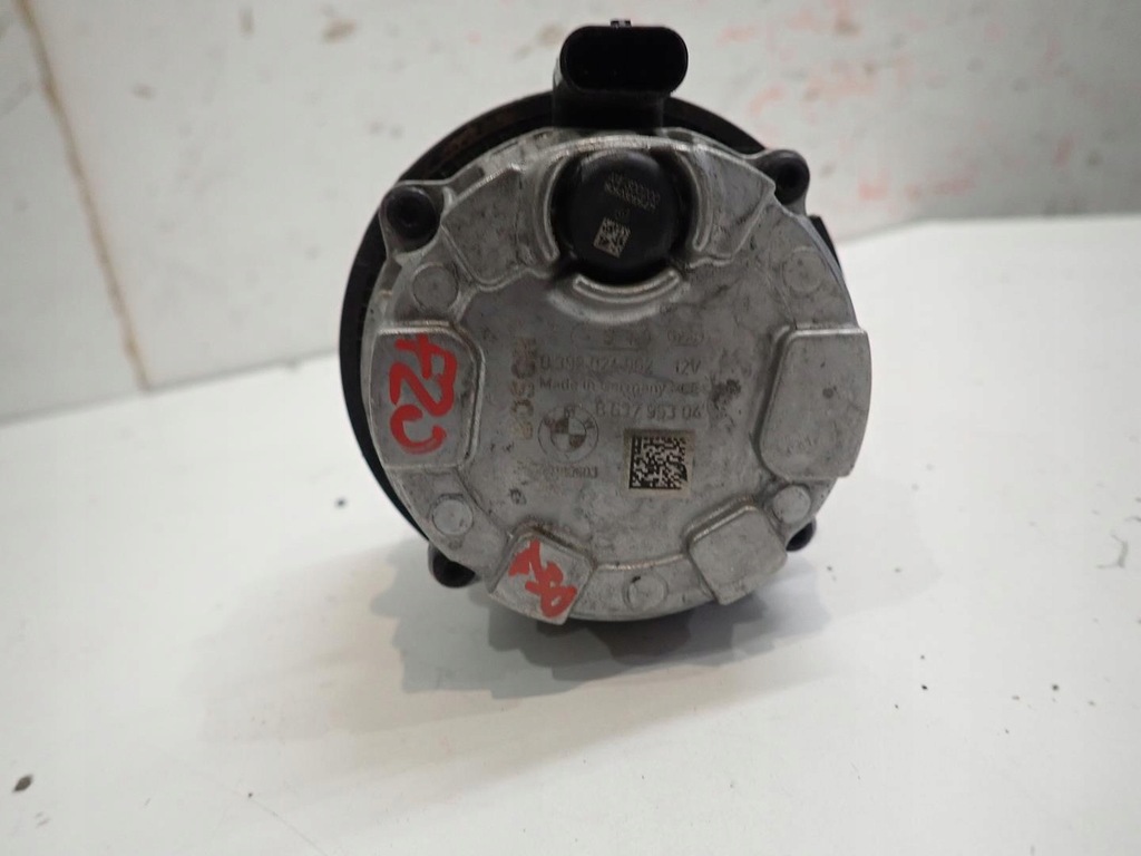 фото №1, Насос wody bmw 3 f30 f31 8637953