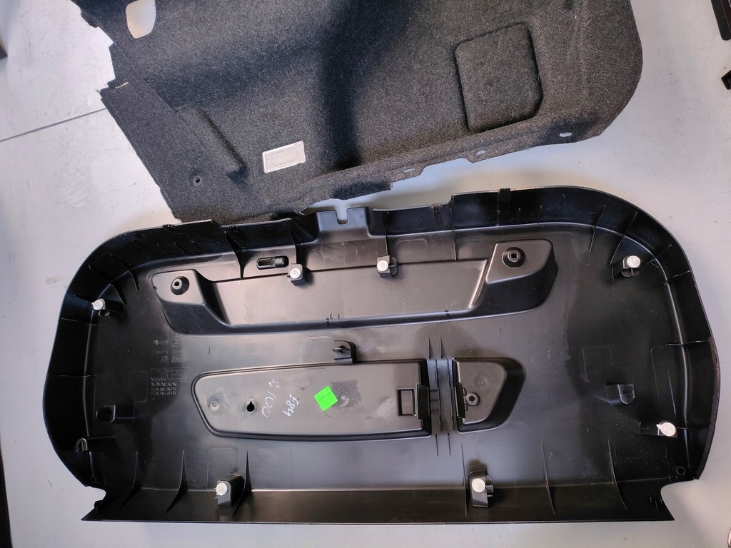 фото №10, Bmw x1 e84 обивка крышки багажника динамики комплект