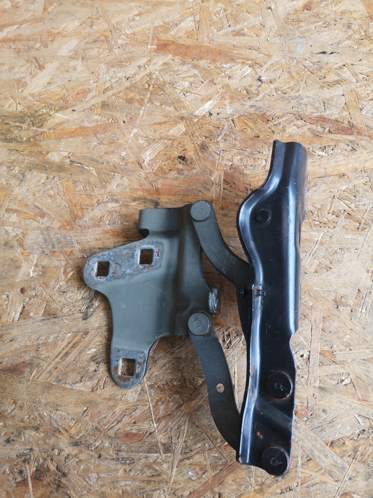 фото №3, Alfa romeo stelvio петля капот правый