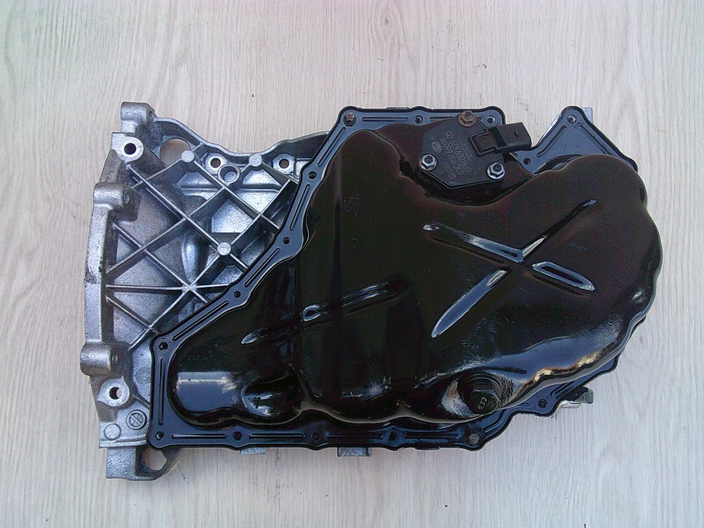 Vw audi a3 a4 a5 q5 1.8 2.0 tsi tfsi поддон масляная 06h103603ak 06h103600p в Украине