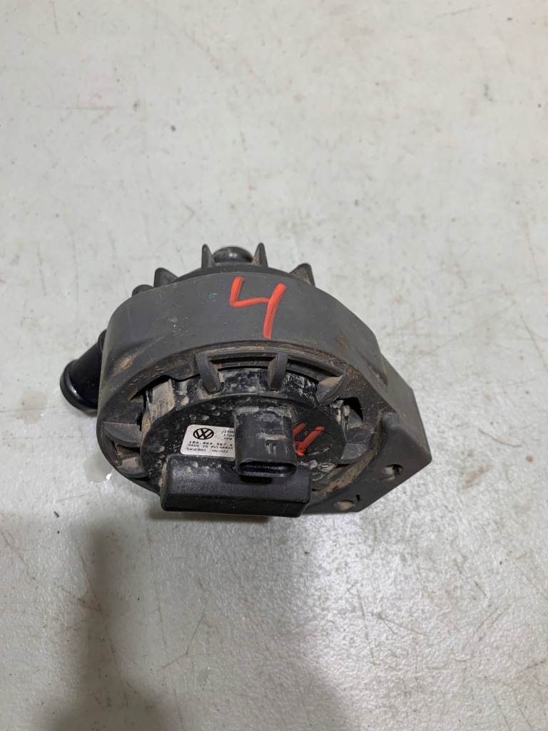 фото №1, Додаткова помпа води audi q4 e-tron id.3 id.4 1ea965567k