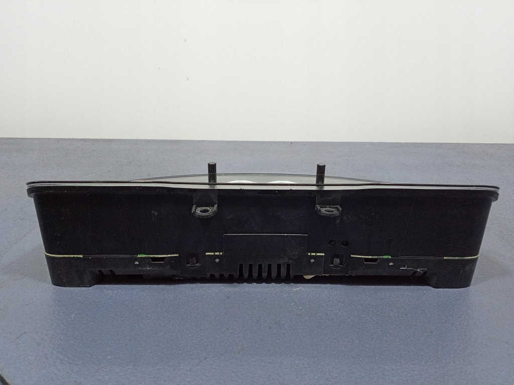 фото №7, Audi a6 c5 3.0 приборы счетчик usa 4b0920981n