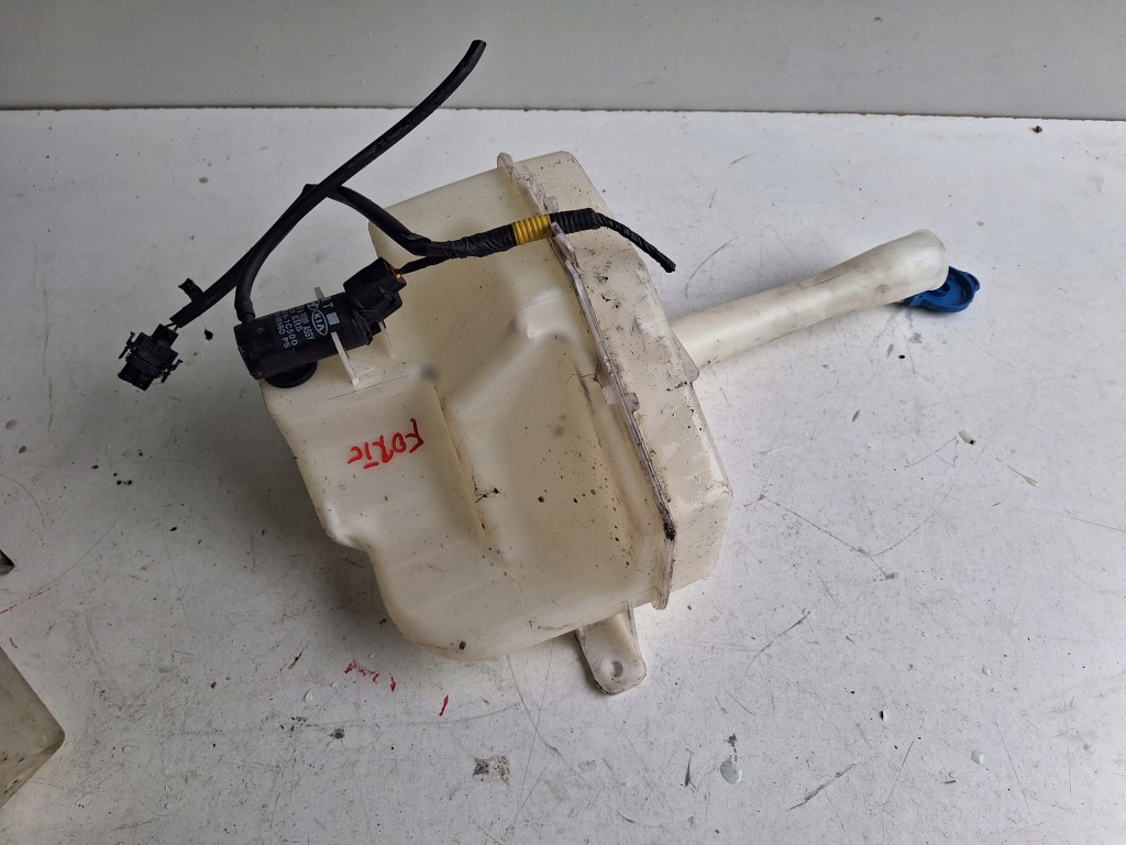 фото №1, Kia cerato forte 09-12 бак омивача