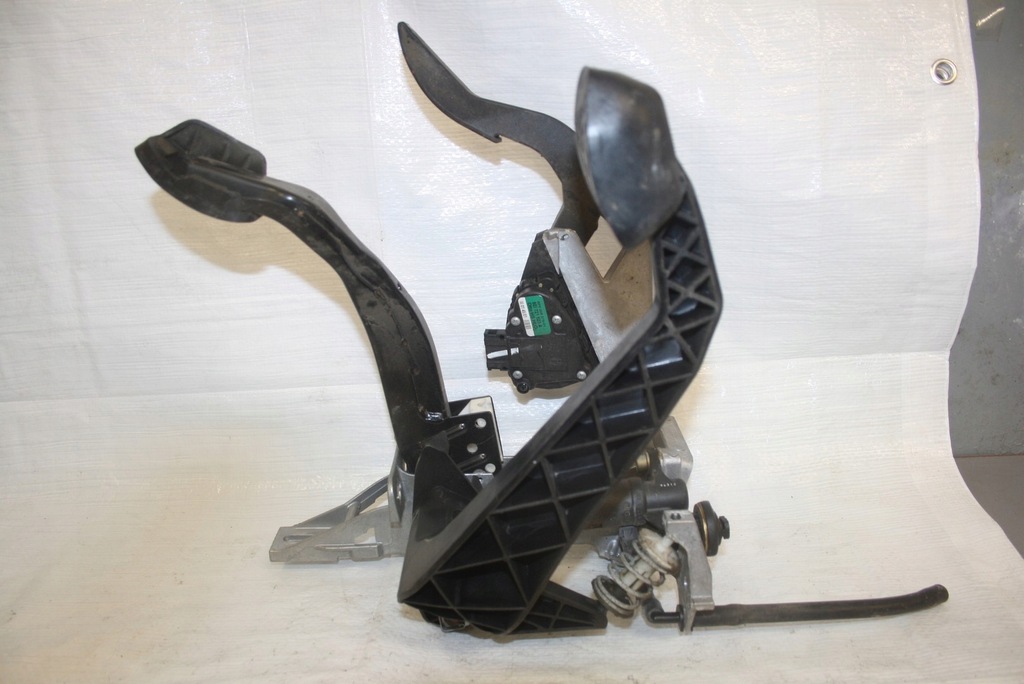 фото №11, Audi a4 b6 b7 euro педали педаль комплект 8e1721316